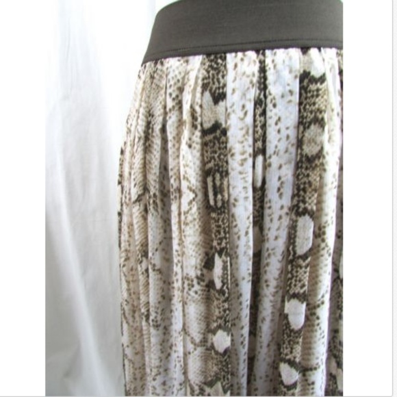 White House Black Market Python Chiffon Maxi Skirt - Picture 3 of 6